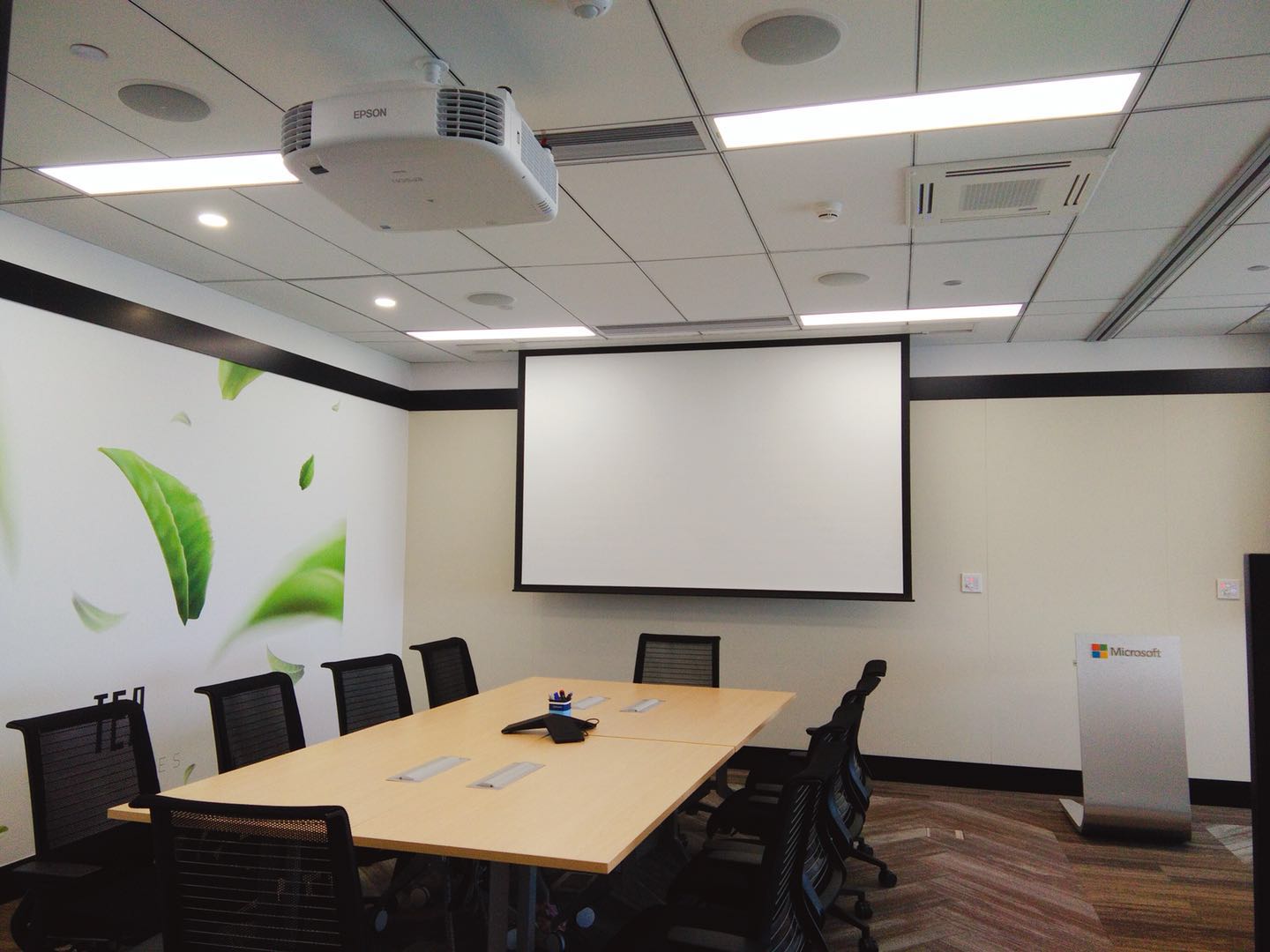 1531980194798070463.jpg 2.jpg