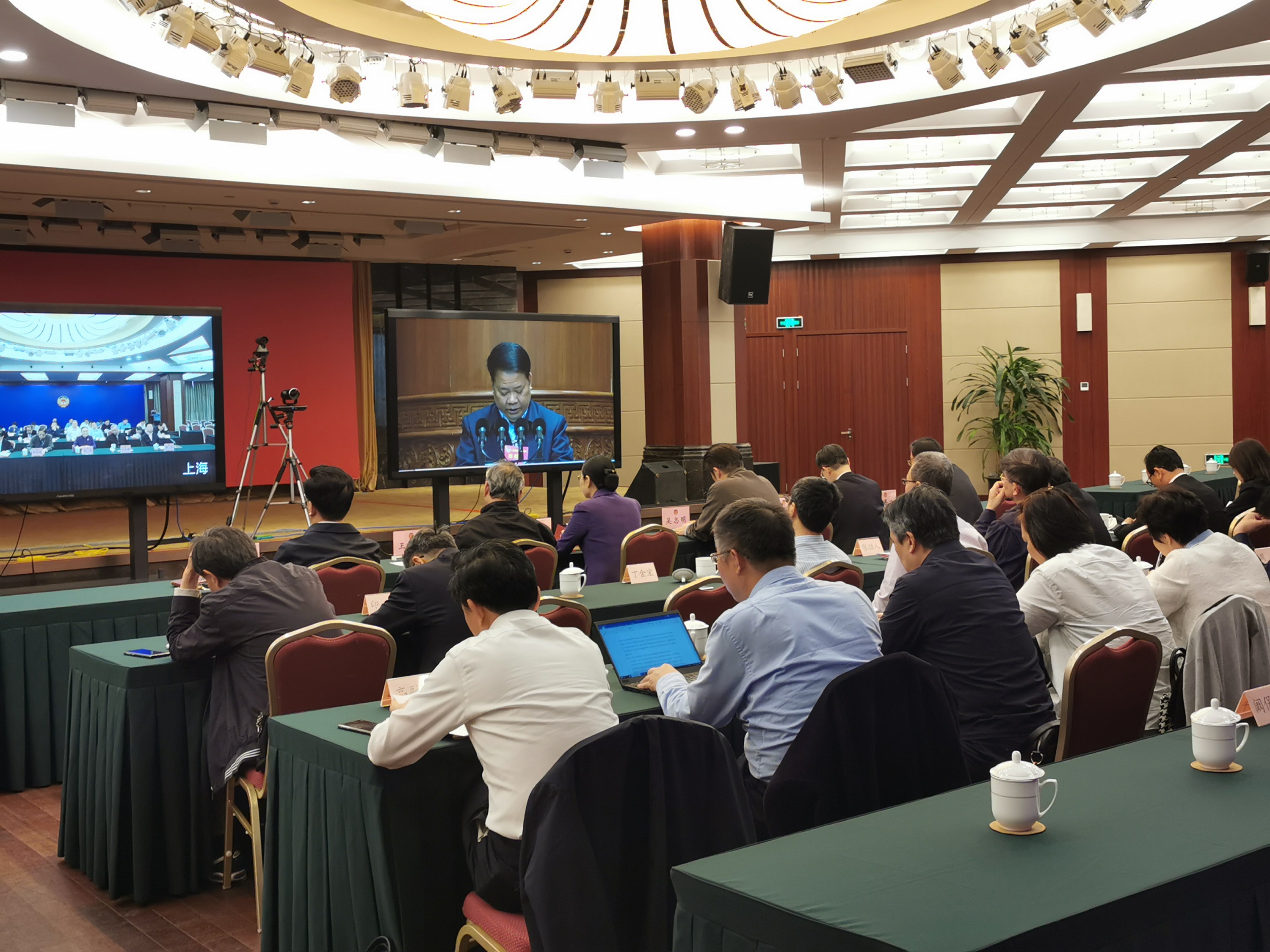 1571995219715016523.jpg 1571995219715016523.jpg