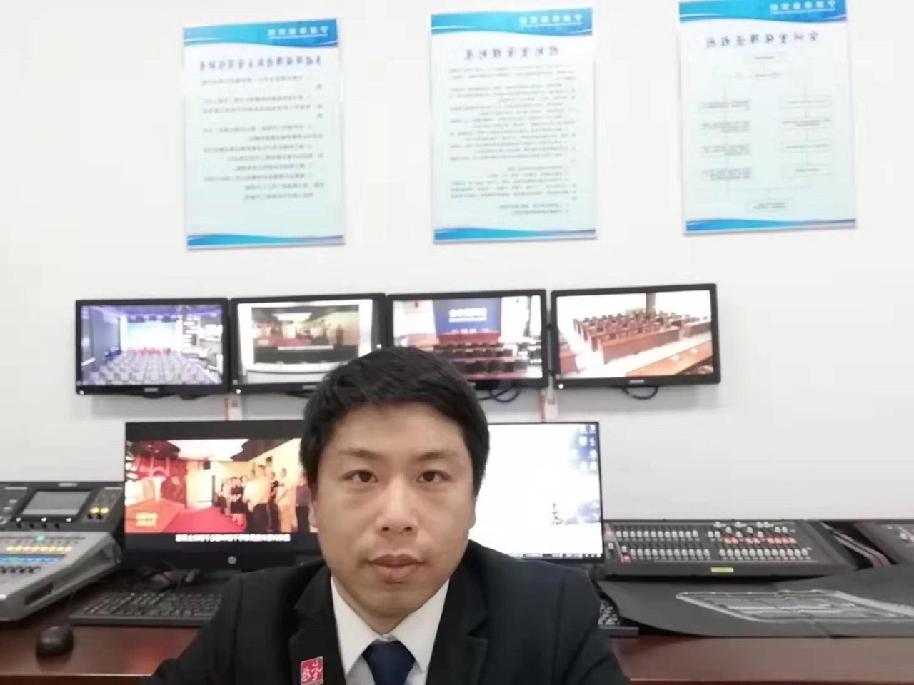 1582796336577024770.jpg 17.jpg