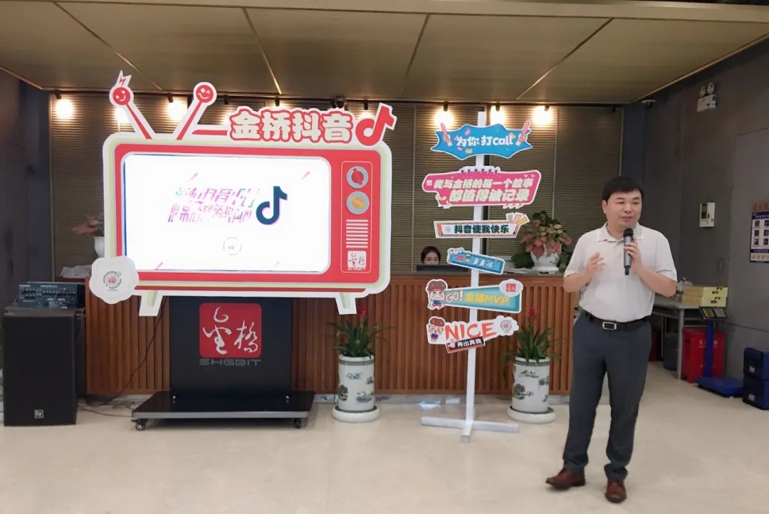 1594794866048005344.jpg 1594794866048005344.jpg