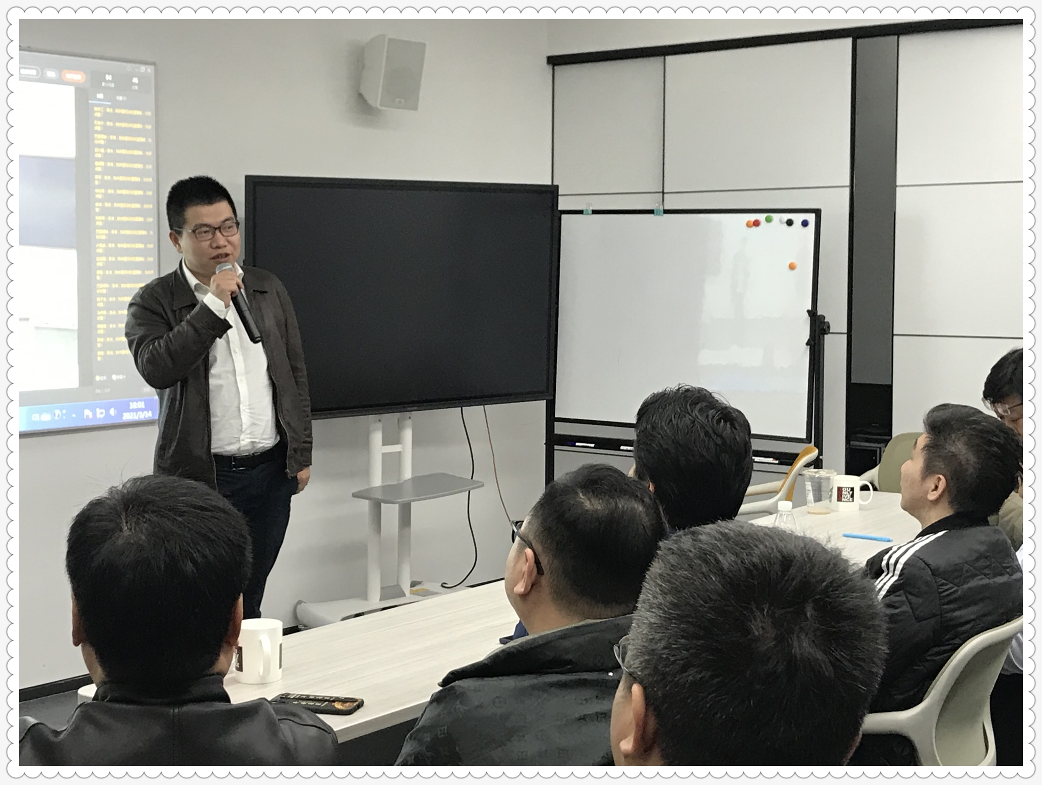 1615790180696062394.jpg 1615790180696062394.jpg